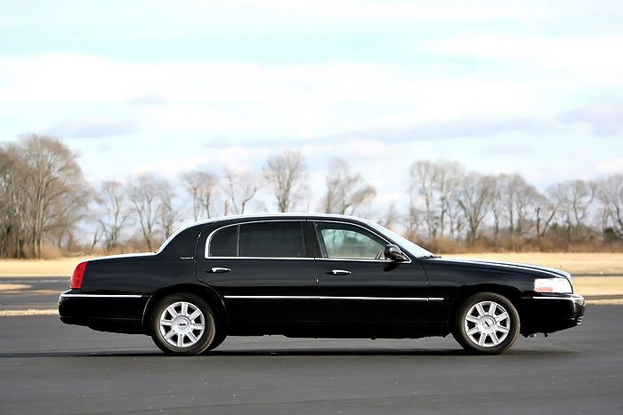 Lincoln Towncar Sedan CITYNAME