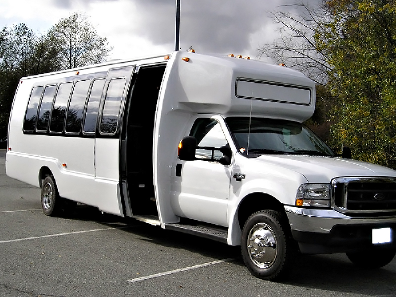 Boston 22 Passenger Party Bus